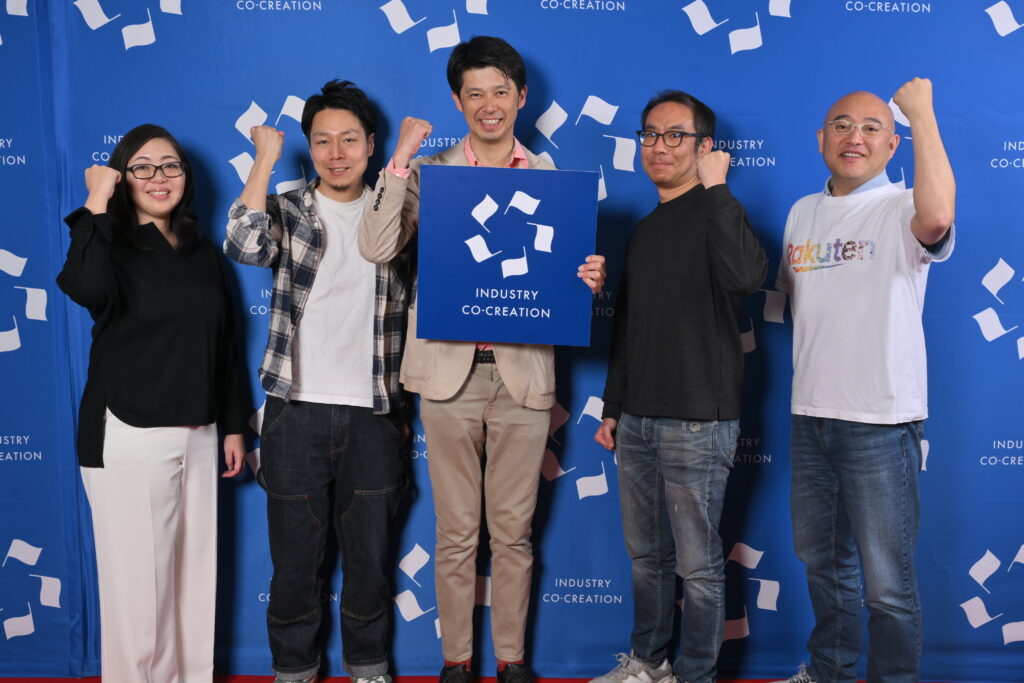 登壇者集合写真